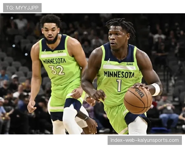 唐斯以场均11.9个篮板位列篮板榜第二森林狼西部第六