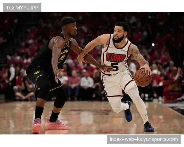 弗雷德范弗利特前交叉韧带撕裂赛季报销 火箭组织核心长期缺阵