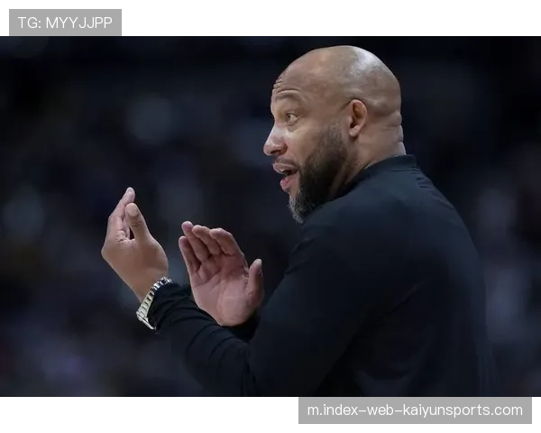 哈姆临场麻木与轮换混乱 湖人更衣室信任崩塌实录